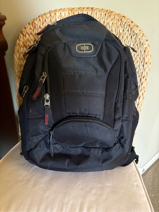 OGIO Other - OGIO Bandit Black Backpack with Red Zipper Accents - Men's Laptop Pack